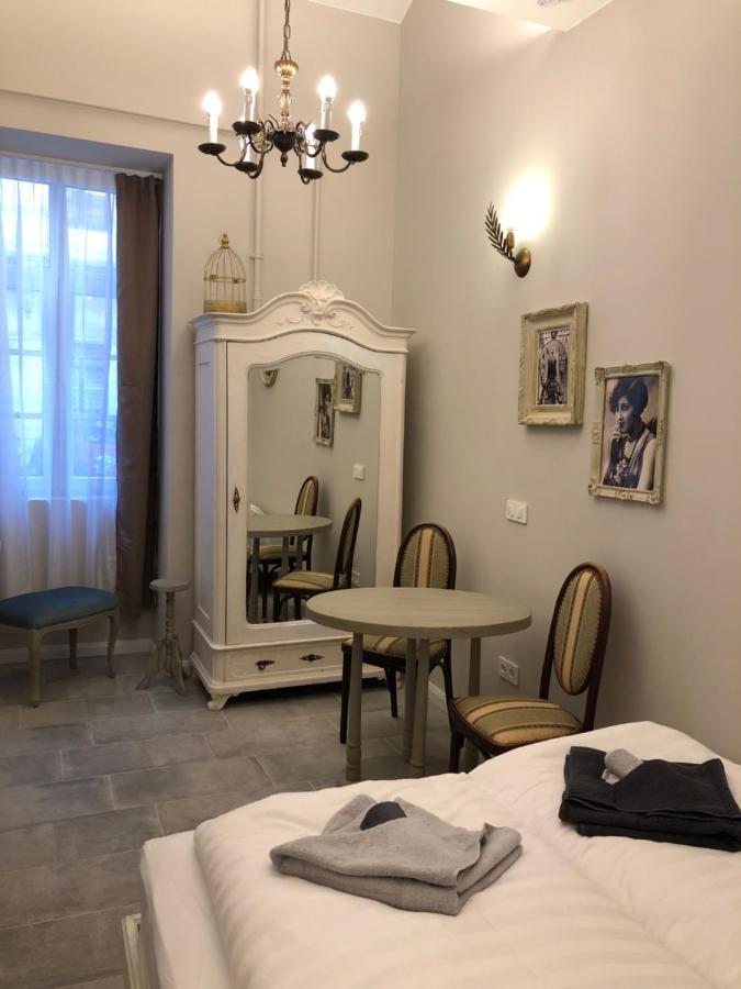 All In Apartman Iv. บูดาเปสต์ ภายนอก รูปภาพ